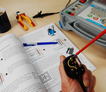 Accredited PAT testing course