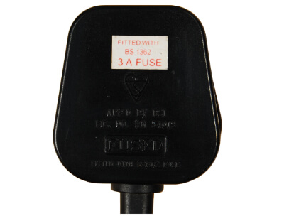 Rewirable plug with sticker showing fuse size