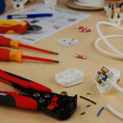 Plug wiring course
