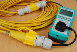 connecting 16A socket to PAT tester